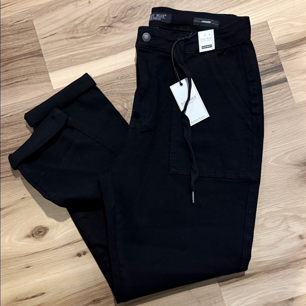 Judy Blue Jet Black Jogger Jeans - Picture 5 of 5